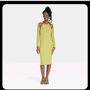 Green backless dress